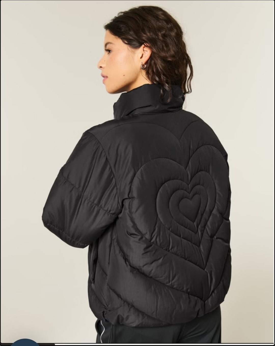 Chaqueta acolchada negra corazon