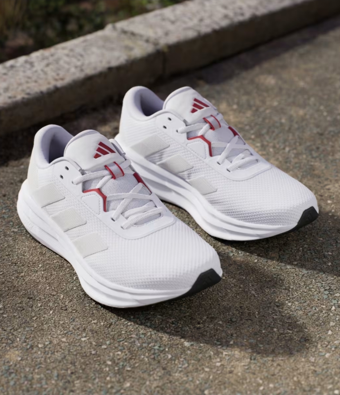 Tenis Adidas blanco rojo
